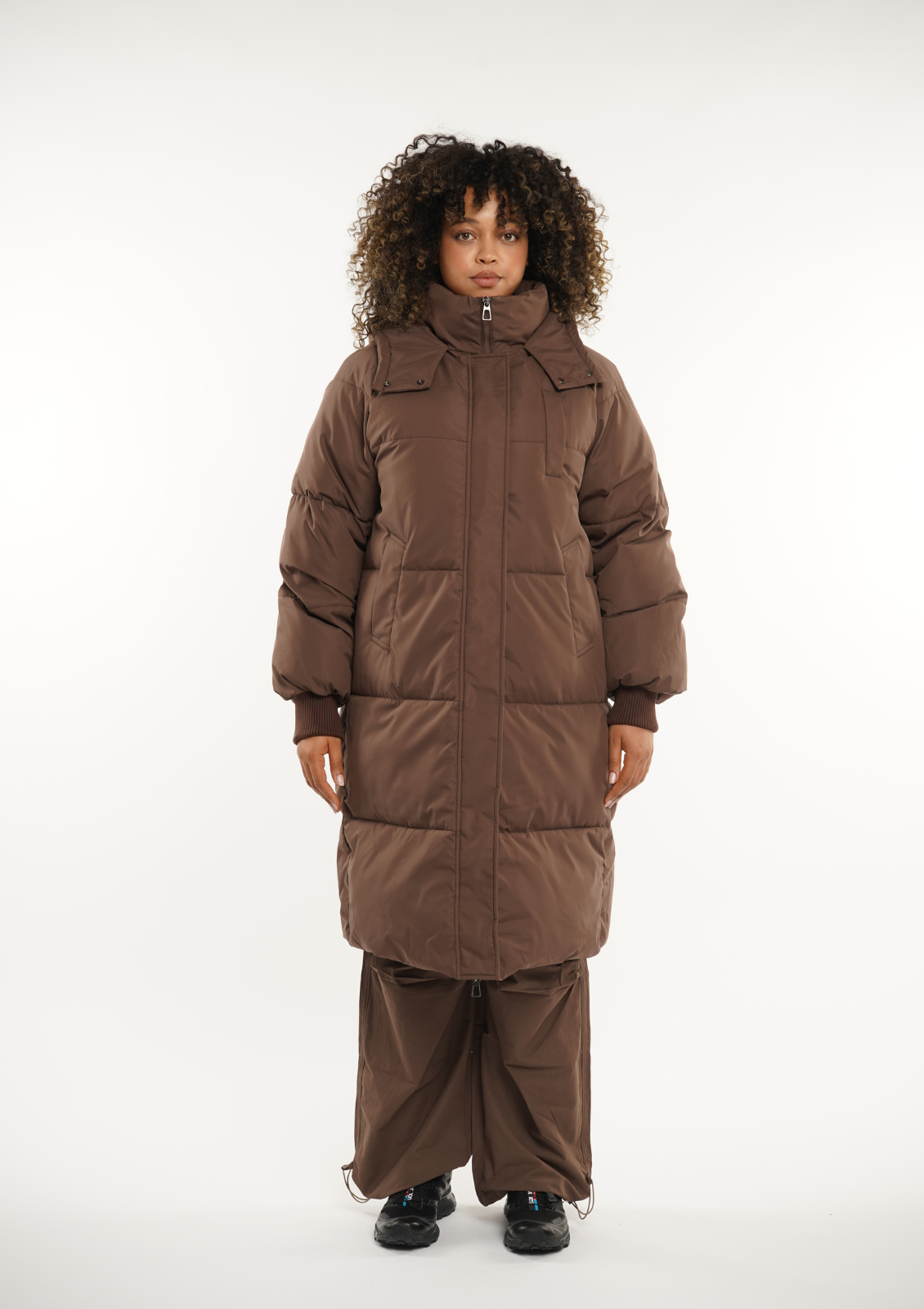 LUNA | GIACCA PUFFER LUNGA CON CAPPUCCIO