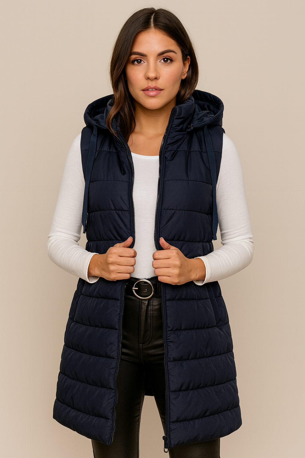 ELENA | VESTE LUNGA PUFFER SENZA MANICHE CON CAPPUCCIO