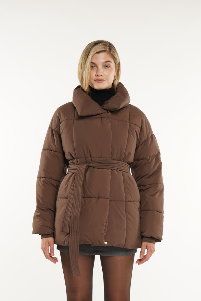 NOVA | GIACCA PUFFER CORTA CON CINTURA
