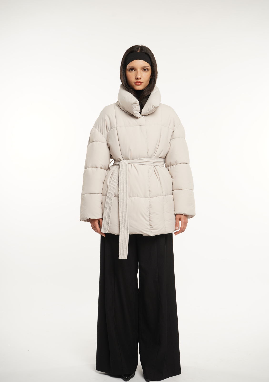 NOVA | GIACCA PUFFER CORTA CON CINTURA