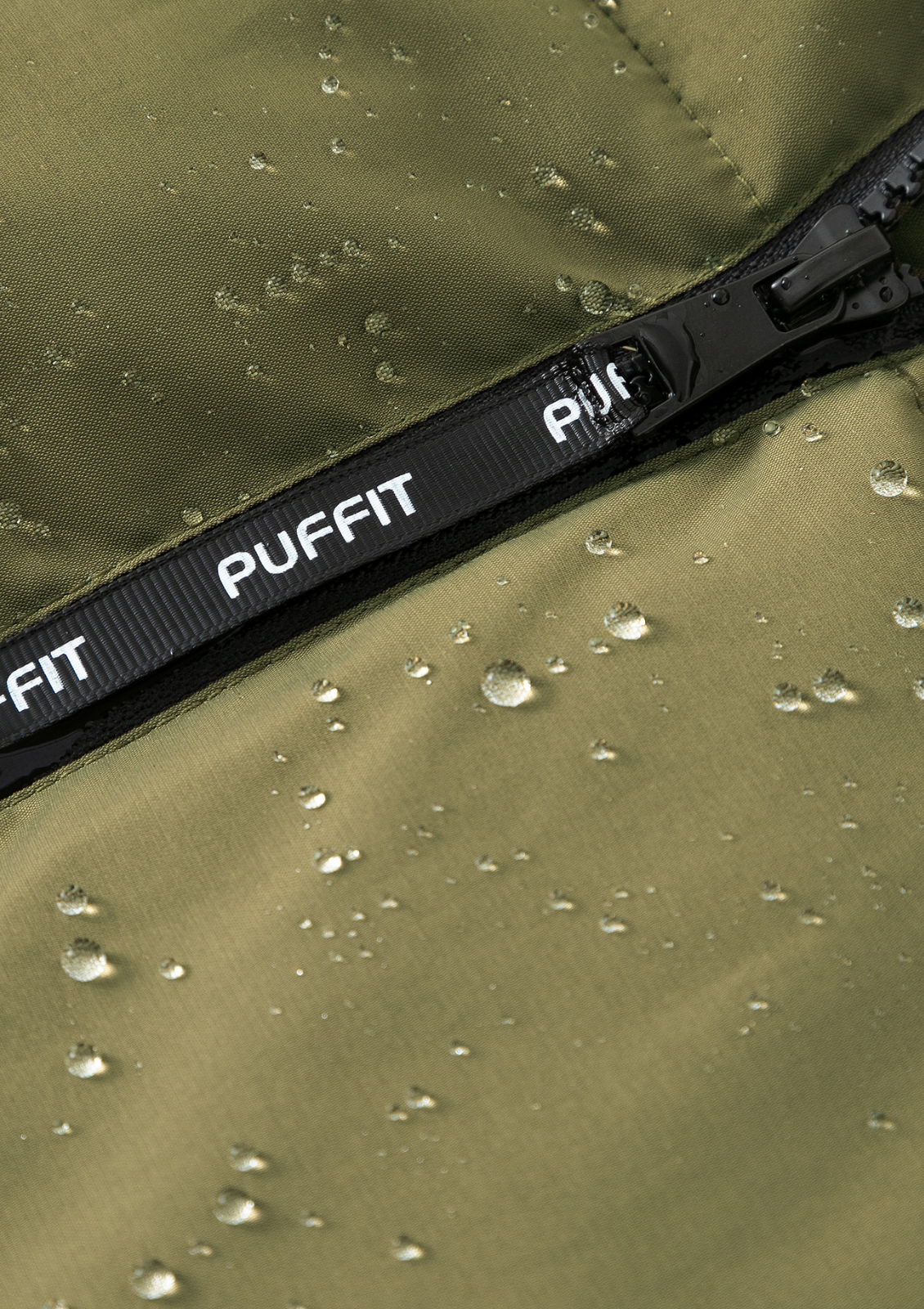 EVA | GIACCA PUFFER CON CAPPUCCIO IMPERMEABILE