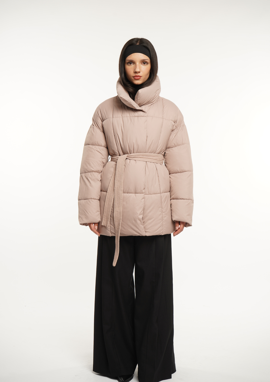 NOVA | GIACCA PUFFER CORTA CON CINTURA