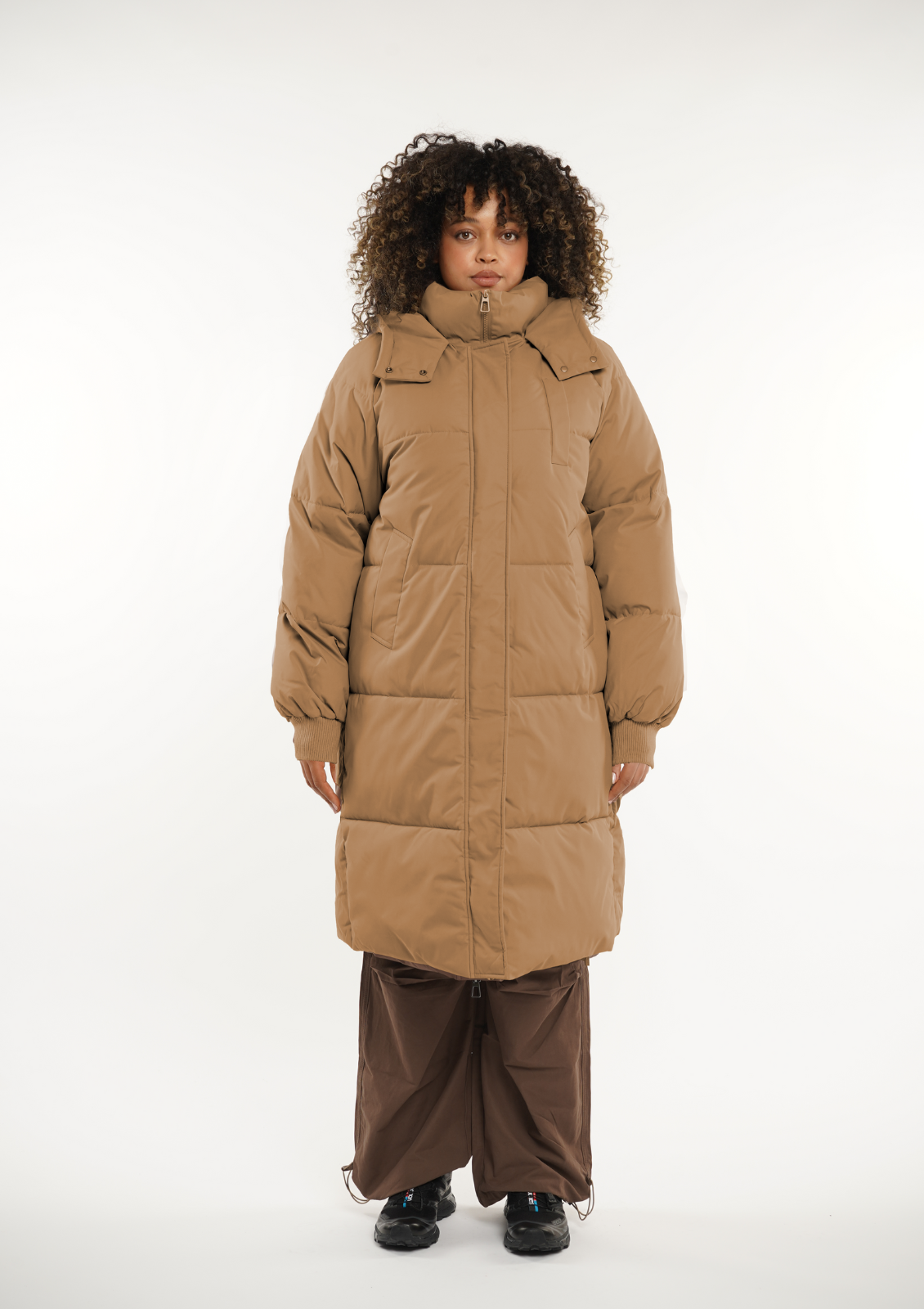 LUNA | GIACCA PUFFER LUNGA CON CAPPUCCIO